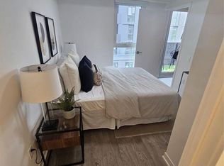 500 Wilson Ave #325, Toronto, ON M5M 3B1