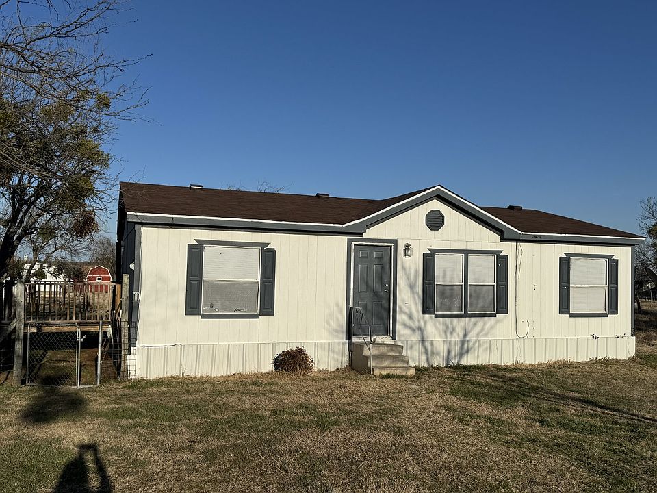 1st image of 1600 Wild Horse Ln