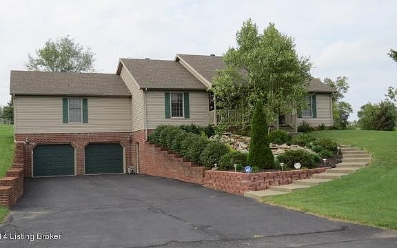 2nd image of 1049 Briarwood Way