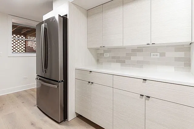 3 bed, 1400 sqft, $2,500 — Photo 3