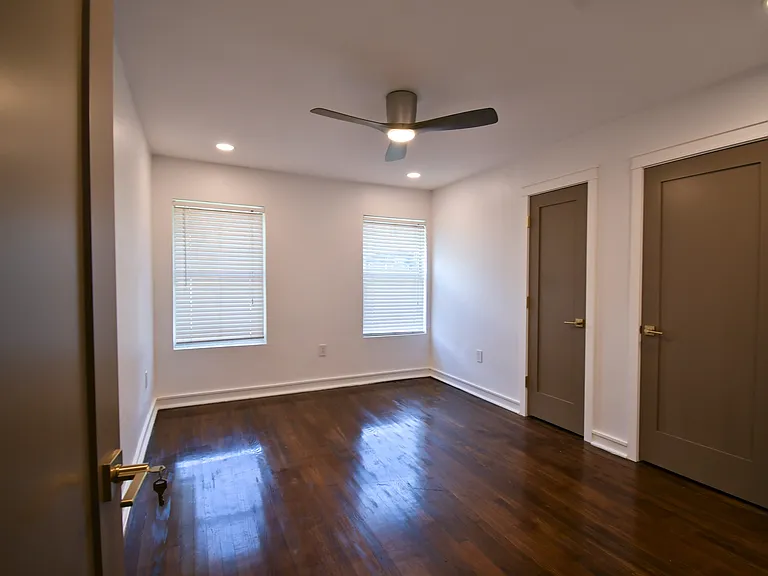 1403 Munger St — Photo 25