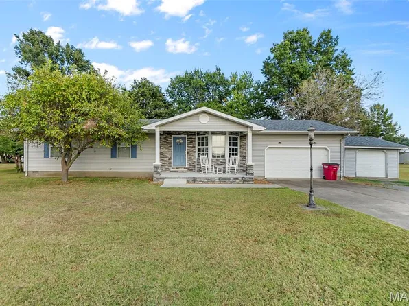 8 Elizabeth Rd, Sikeston, MO 63801