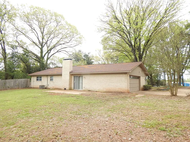 11927 State Highway 64 E — Photo 37