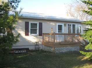 11 Sunset Cir, Milton, VT 05468