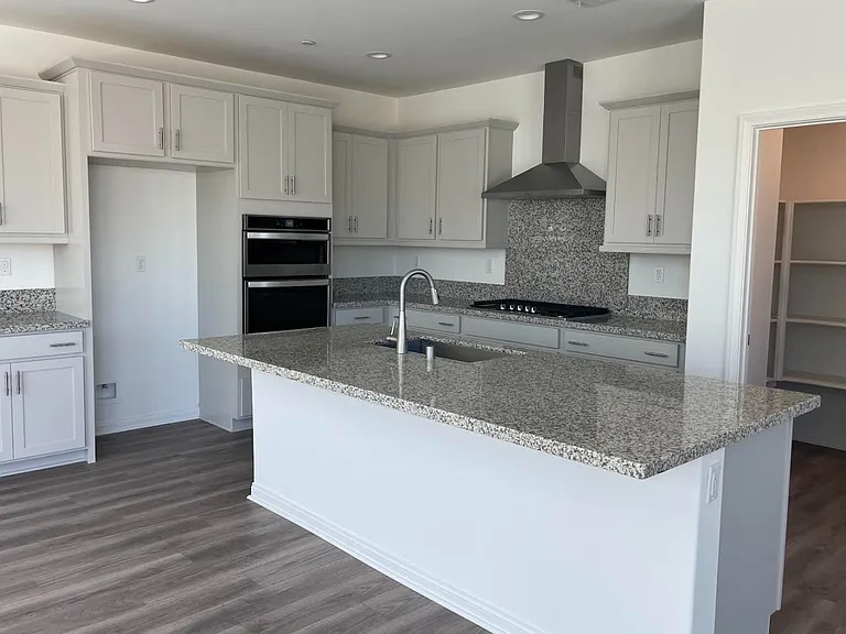 3462 E Aspen St — Photo 2