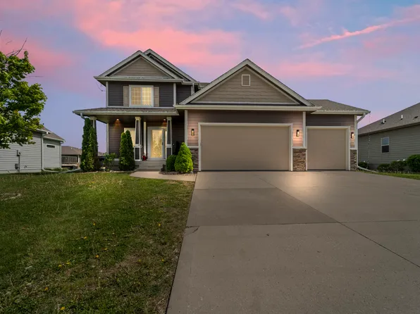 659 SW Springfield Dr, Ankeny, IA 50023