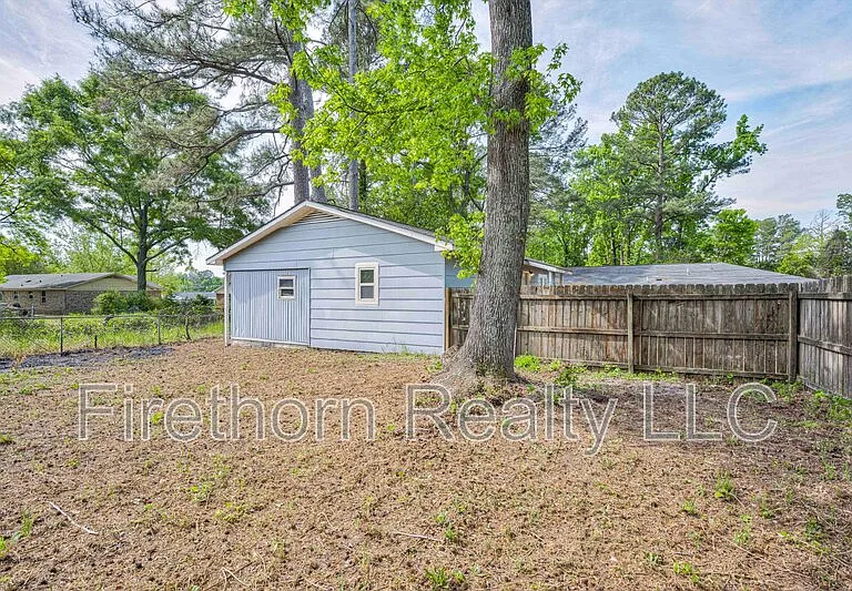 2719B Meadowbrook Dr — Photo 15