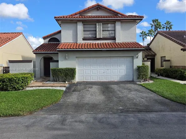 6328 NW 181st Ter, Hialeah, FL 33015