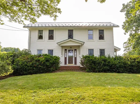 8897 Strutt St, Wayland, NY 14572