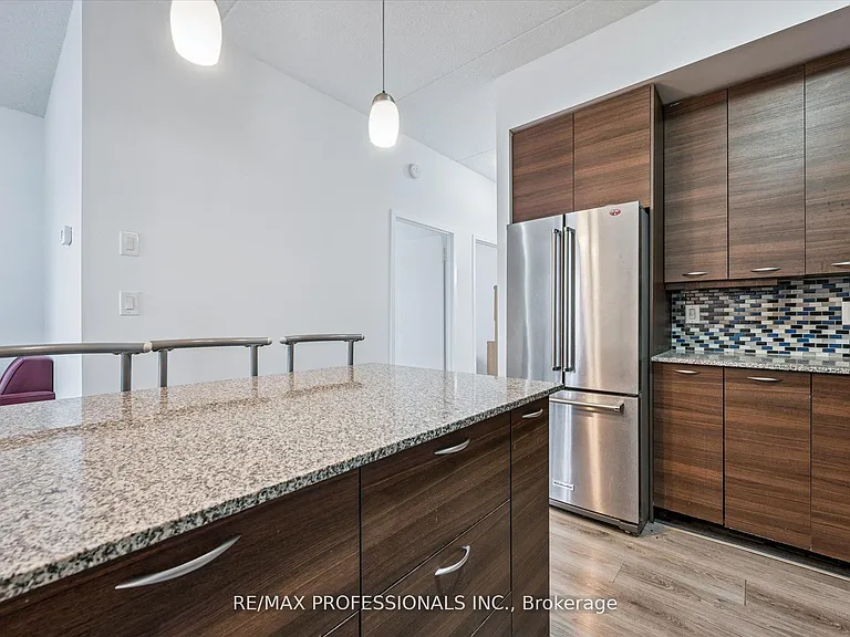 318 Spruce St #2103 — Photo 12