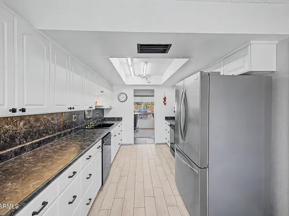 10030 W DESERT ROCK Drive, Sun City, AZ 85351