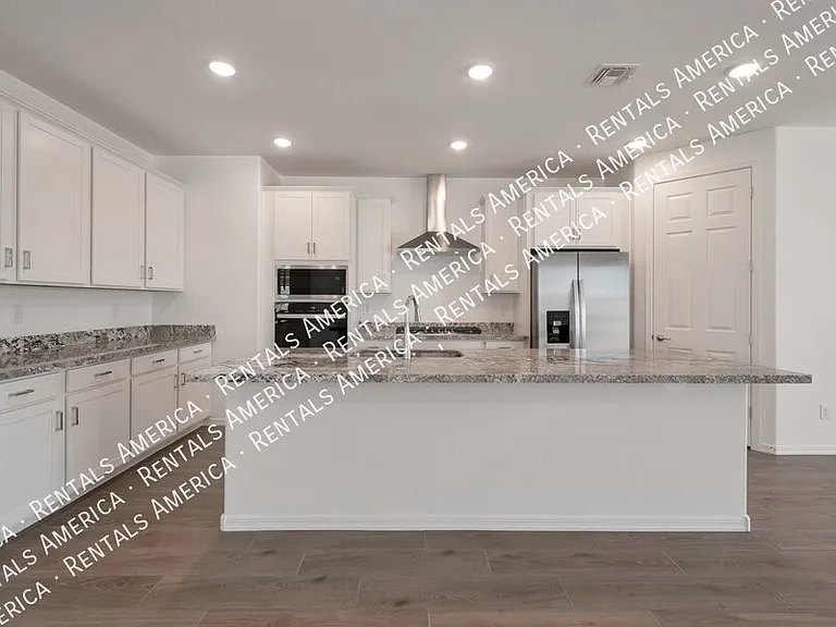 23015 E Starflower Dr — Photo 13