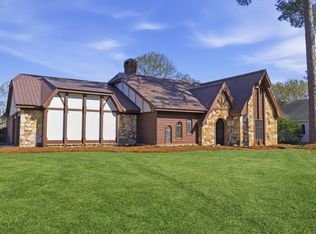 200 Greenwood Pl, Hattiesburg, MS 39402