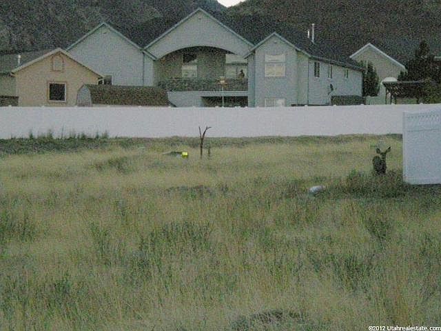 2nd image of 528 S Oak Ct