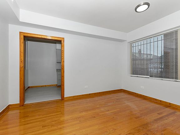 5th image of 6057-59 S California Ave #2742-1