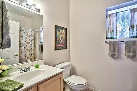 N Hearthstone Dr — Photo 11