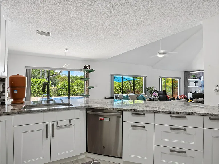 6601 Sweet Maple Ln — Photo 14