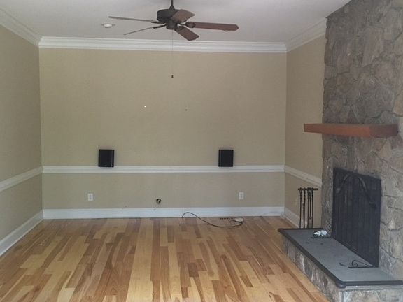 Living Room_05272016