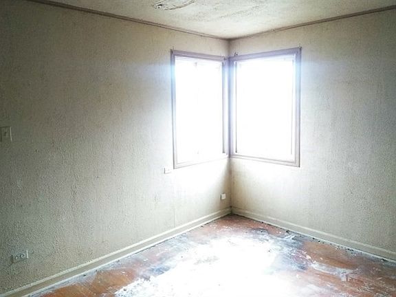 5th image of 12611 S Ada St