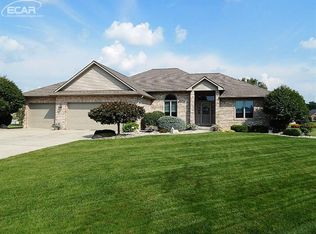 5059 Highpoint Dr, Swartz Creek, MI 48473