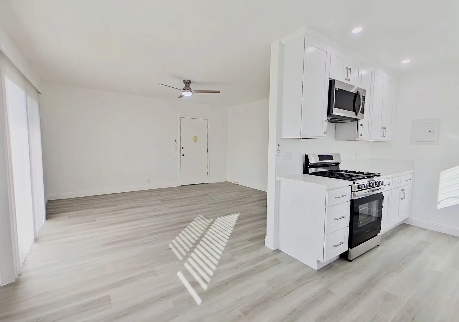 The Shade Tree Apartments — Photo 4