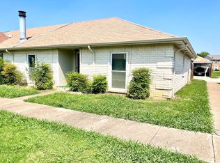 13 W Townhouse Ln #30, Grand Prairie, TX 75052