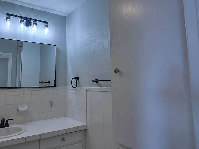 219 W Silversands Dr #5 — Photo 22