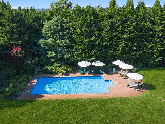 5th image of 118 Farm Ct