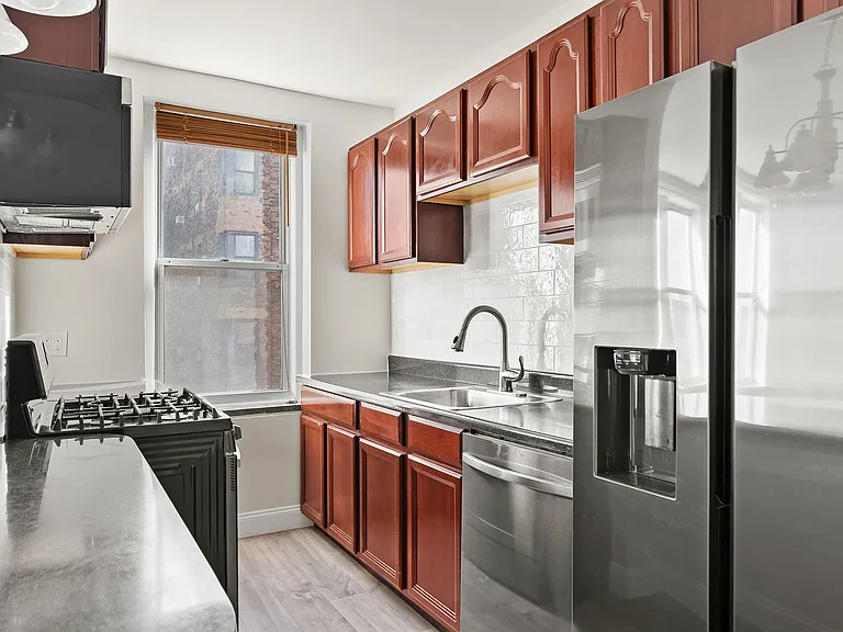 9615 Shore Rd #4B — Photo 7