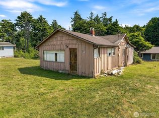 12 Aberdeen Street, Copalis Beach, WA 98535