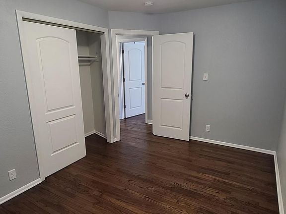 5th image of 6539-41 N 52nd St