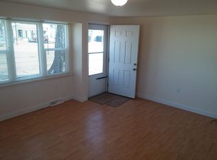 107 N Hughes St, Windsor, MO 65360