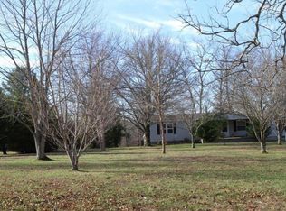 441 Hillendale Acres Ln, Crossville, TN 38572