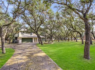 607 Liveoak Dr, Johnson City, TX 78636