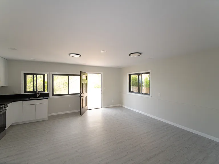 99-806A Aliipoe Dr — Photo 3