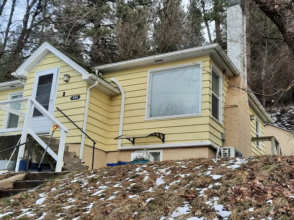 724 N Park St, Colfax, WA 99111