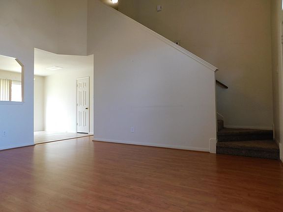 4th image of 3216 Blackburn Dr