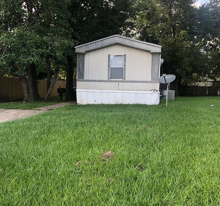 1st image of 9915 Cedar Branch Dr