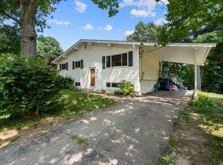 14 Richard Rd, Medway, MA 02053