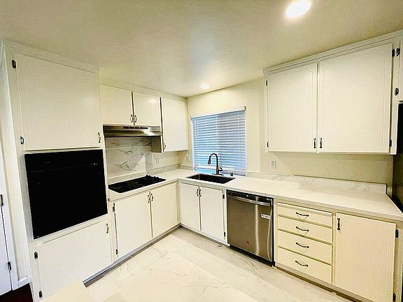2nd image of 2649 Agua Vista Dr