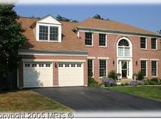 12108 Folkstone Dr, Herndon, VA 20171