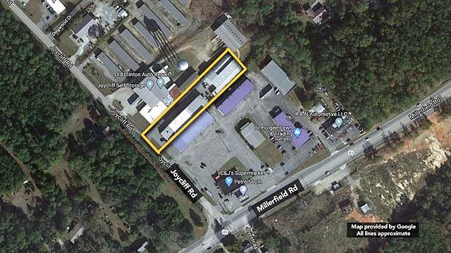 2nd image of 2919 Joycliff Rd