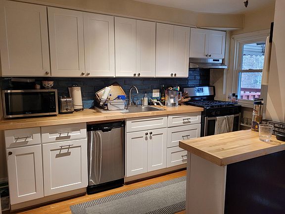 5th image of 4450 Laplata Ave