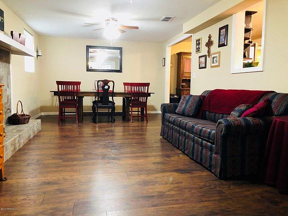 5th image of 11626 Joance Ln