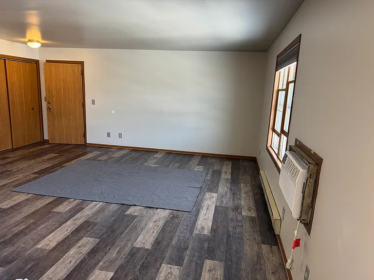 930 Iowa Ave #11 — Photo 2