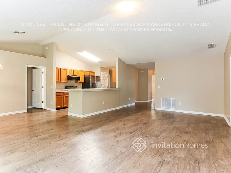 10939 Apple Blossom Trl E — Photo 5
