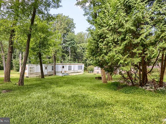 4th image of 667 Churchey Ln