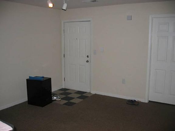 Dining area-similar to photo