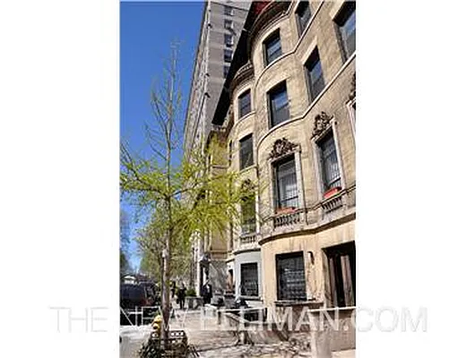 Sold by Douglas Elliman | media 28