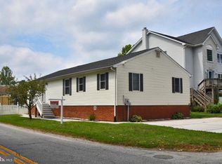 8930 Cuckold Point Rd, Baltimore, MD 21219